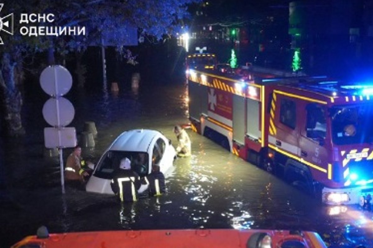 VIDEO | Odessas hukkus paduvihma ja uputuse tõttu 9 inimest
