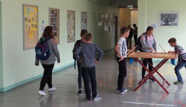 MART RANNUT ⟩ Kas õpilane võib vahetunnis vene keeles rääkida?