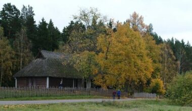 Keeleminutid. Eestis leidub poole tuhande aasta vanuseid perekonnanimesid | Kirjandus