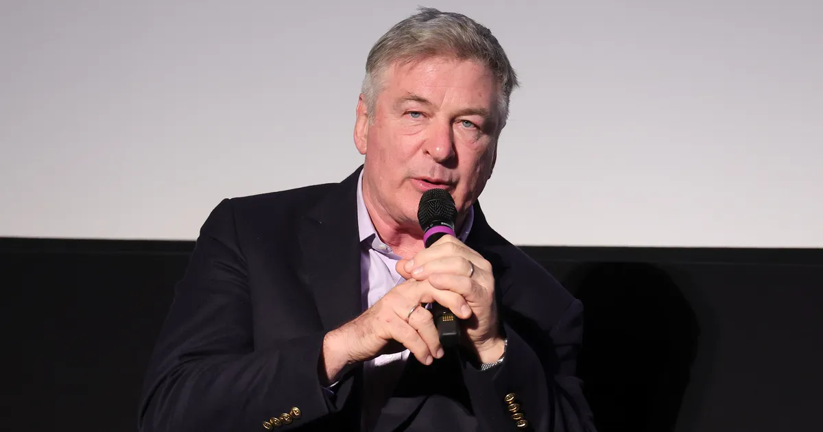 KÕVA PAUK ⟩ Alec Baldwin ja ta vend sattusid autoavariisse
