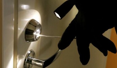 Politsei pidas kinni kaks meest, keda kahtlustatakse Pärnu- ja Viljandimaal toime pandud varguste laines