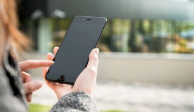 OLE TÄHELEPANELIK ⟩ Kelmid esitlevad end valimiskomisjoni töötajatena - Järva Teataja