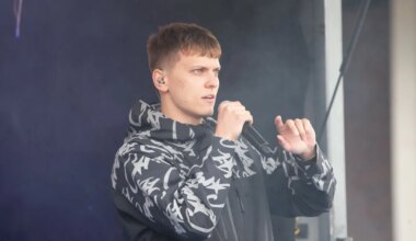 PAKU OMA HIND! ⟩ Muusik villemdrillem paiskas enda kunstiteose avalikule oksjonile