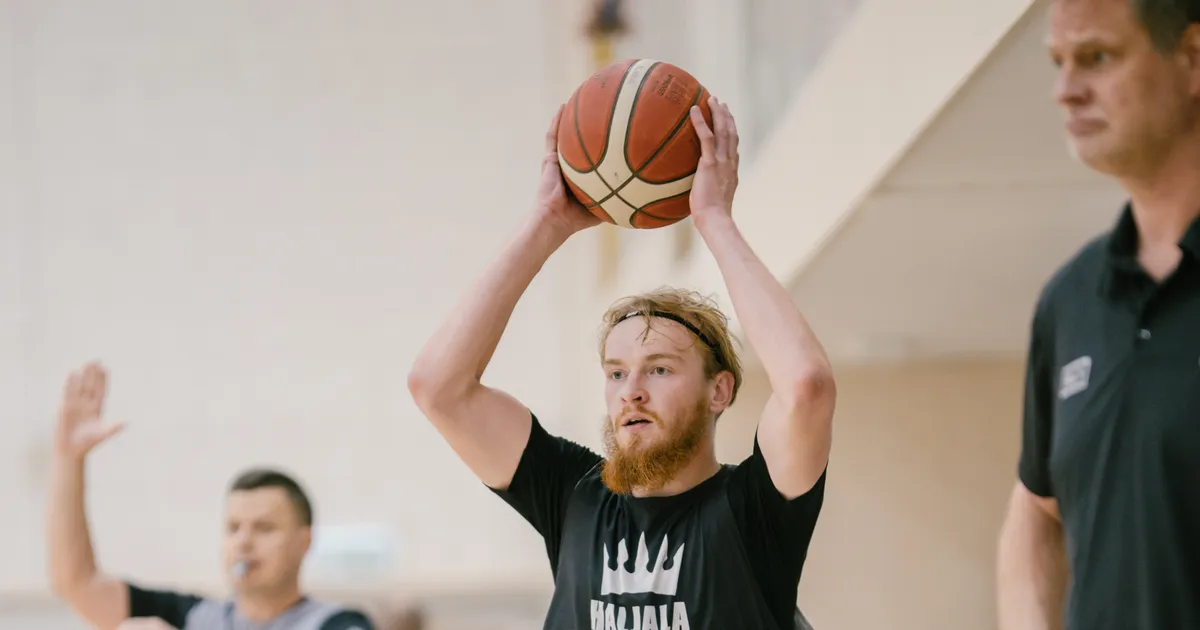 SAAME TUTTAVAKS ⟩ Haljala NGU mängumehed Oliver Reinol ja Virmo Tammemägi