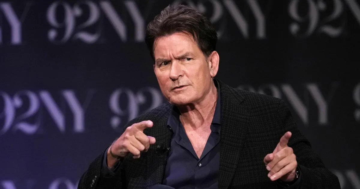 VANA TÜLIKIRVES ⟩ Näitleja Charlie Sheen meenutab rollist ilma jäämist: Tom Cruise reetis mu!