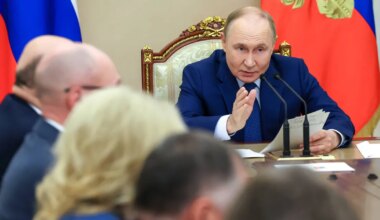 RAINER SAKS ⟩ USA astus Venemaa konnasilmale – Putin pidas alternatiivajaloo loengut
