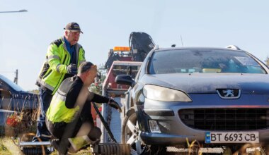 Koidula piiripunktis algas autode teisaldamine