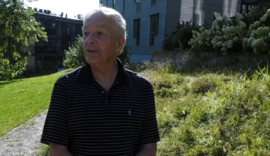 VIDEOLUGU ⟩ «Seda reklaamiti kui maapealset paradiisi.» Karlova kortermaja elanikud avastasid imekauni uusarenduse üllatava varjupoole