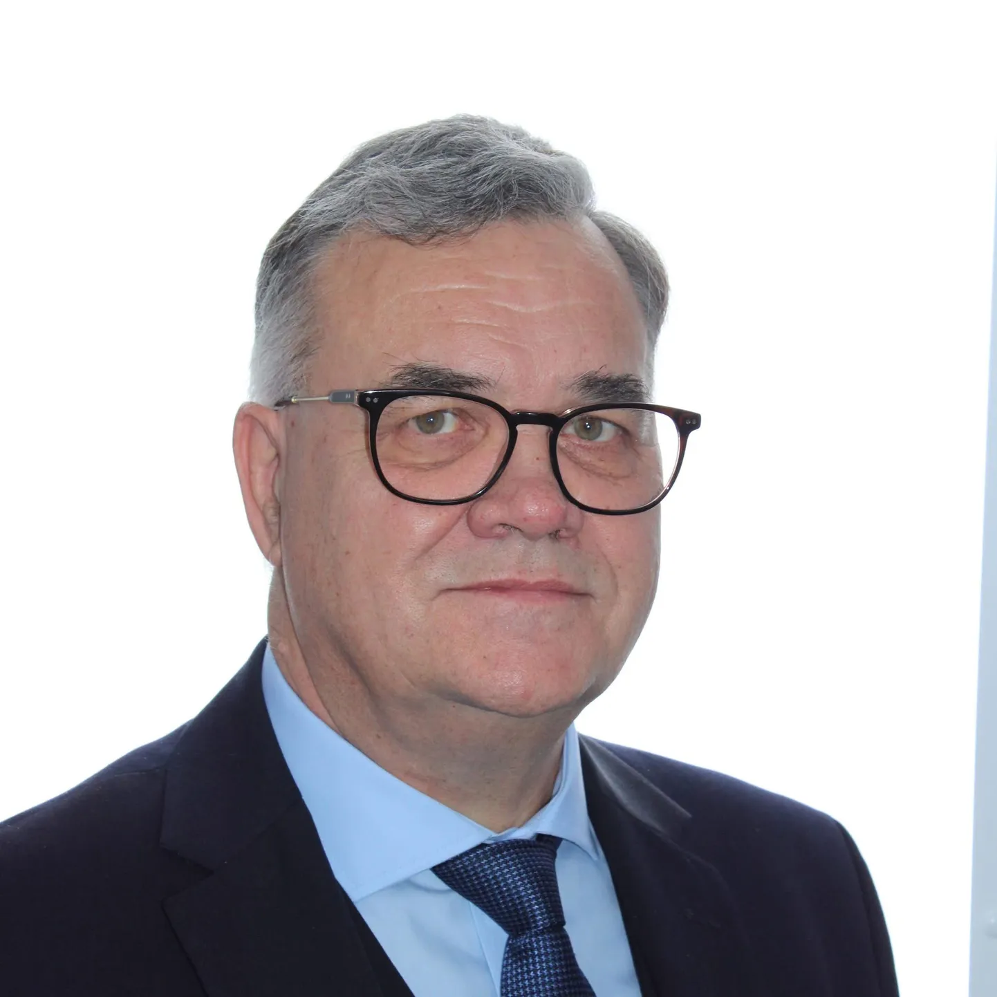 Sulev Pikker.
