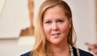 FOTO ⟩ USA koomik Amy Schumer rabab kõiki oma uue figuuriga