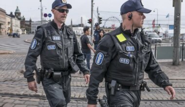 Helsingi politseiuurijat kahtlustatakse naiskahtlusaluse vägistamises