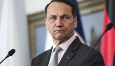 Poola välisminister värskendas Merkeli mälu - Maailm - Postimees.ee