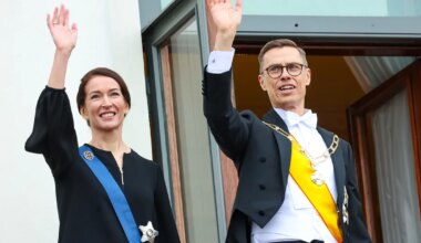YLE ⟩ Soome presidendipalee kohal tiirutas keelatud droon