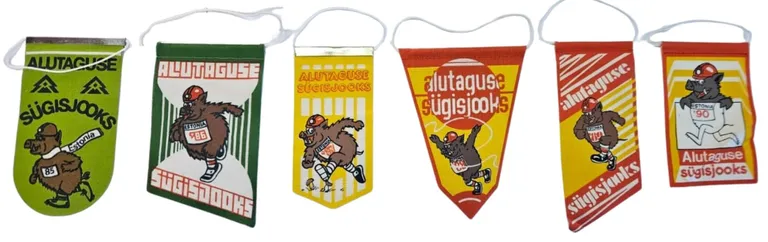 Aastatel 1985-1991 toimunud Alutaguse sügisjooksu vimplid.