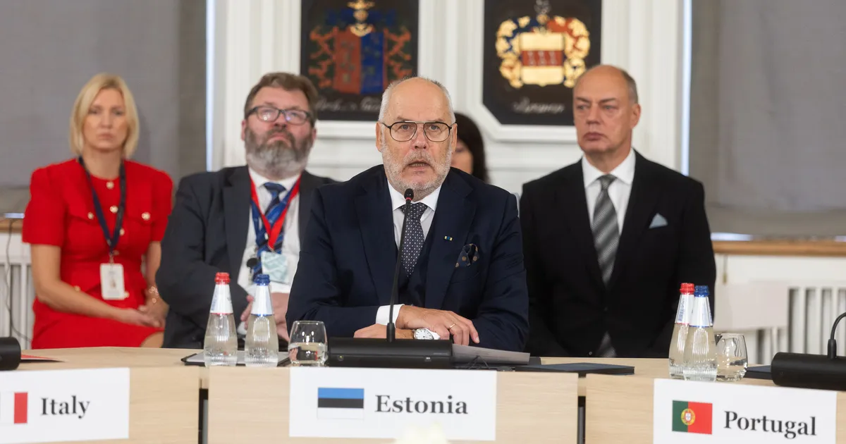 GALERII ⟩ Arraiolose grupi presidentide kohtumise teine päev keskendub tehisarule