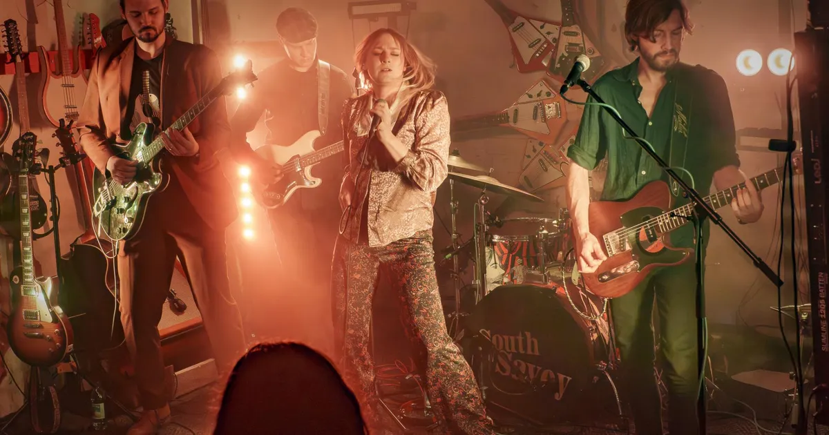 Reedel astuvad kitarrifestivalil üles maailmakuulsad Mike Stern ja Leni Stern