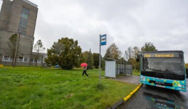 Bussid jätkavad sõitu vana haiglahoone juurde