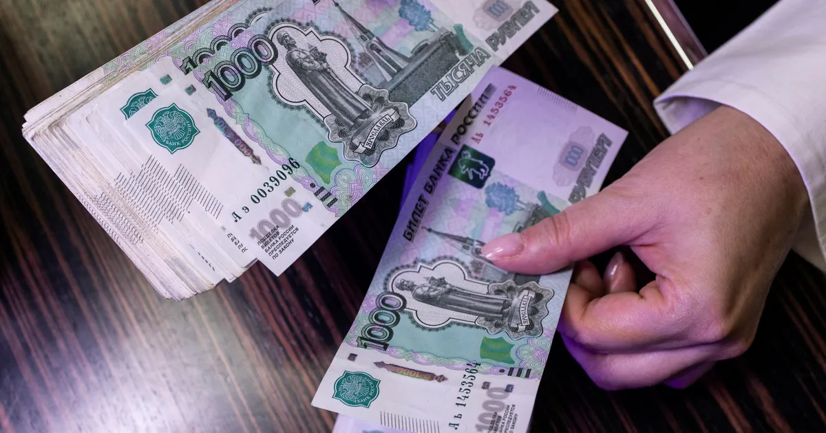 Vene keskmine palk tõusis 100 000 rublani. Millistes sektorites rohkem raha pakutakse?
