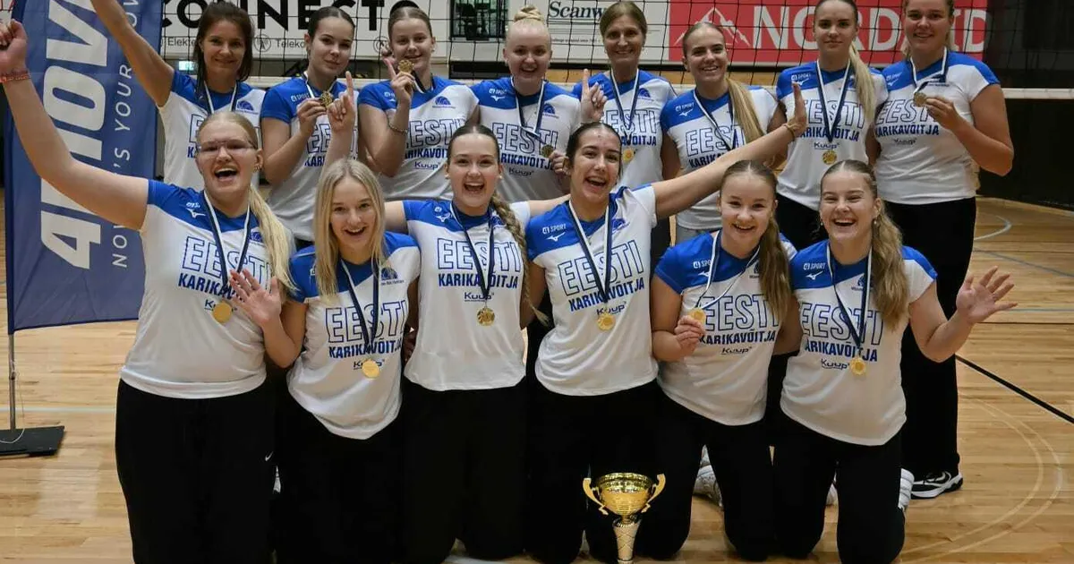Viljandi võrkpallineiud tulid Eesti karikavõitjaks