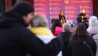 GALERII ⟩ Üks viimaseid enne beebipuhkust! Eda-Ines Etti kontsert Männi pargis rõõmustas mustamäelasi