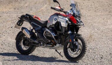 BMW Motorrad lõpetab motohooaja uskumatute eripakkumistega