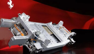 Ferrari andis teada oma tulevasest särtsuautost