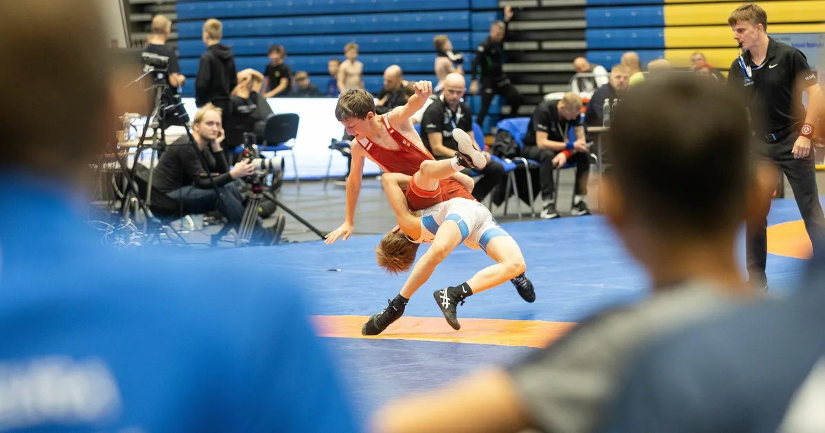 GALERII ⟩ Lurichi nimeline maadlusvõistlus tõi Rakverre sportlasi 24 riigist