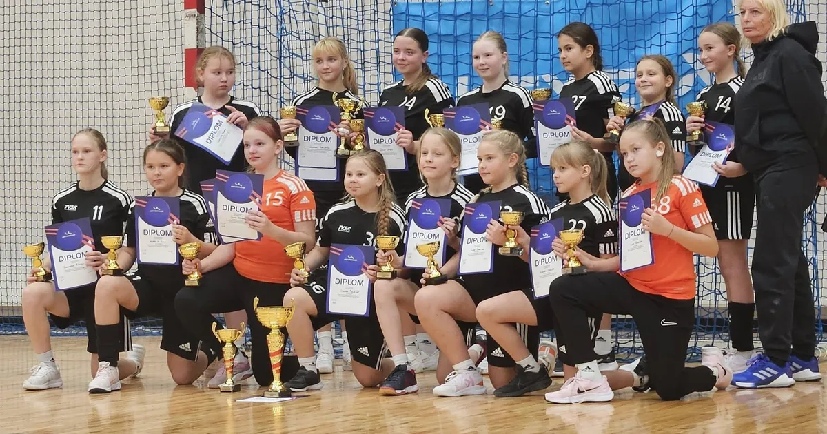 Tapa käsipallitüdrukud olid võidukad Viimsis