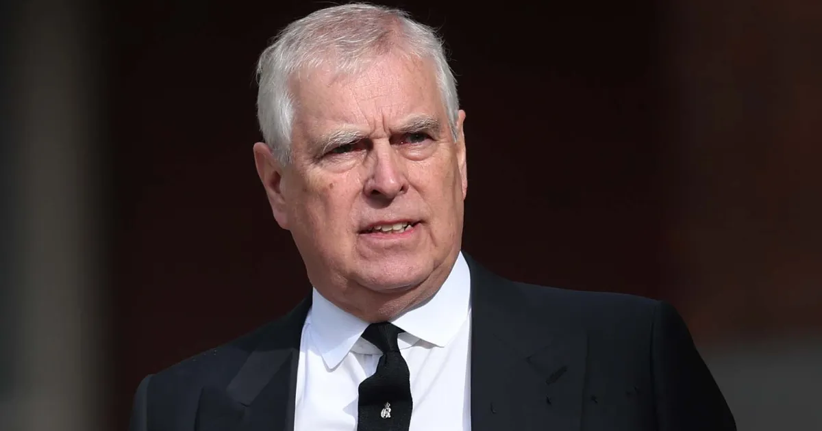 Kuningas jätab Andrew ilma tema kuninglikest tiitlitest ja residentsist - Maailm - Postimees.ee