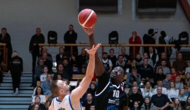 FOTOD ⟩ Pärnu kossutiim andis tuhande fänni ees Eesti meistrile kõva lahingu, aga ... Evart: Ise teeme lollusi!