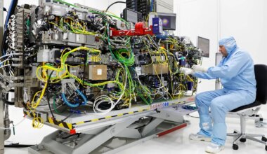 PARAS PLÄKK ⟩ Hiina tehnovargad püüdsid Hollandi tööriista salaja kopeerida ja jäid haledalt vahele