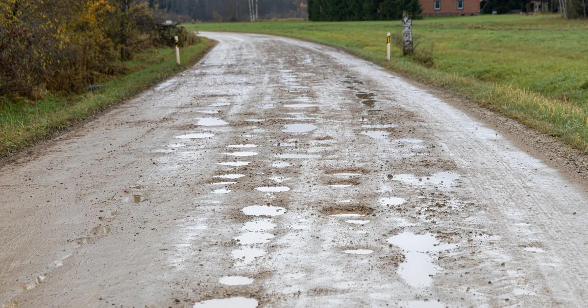 Transpordiamet: on kruusateelõike, kus bussifirma nurin on põhjendatud - Postimees