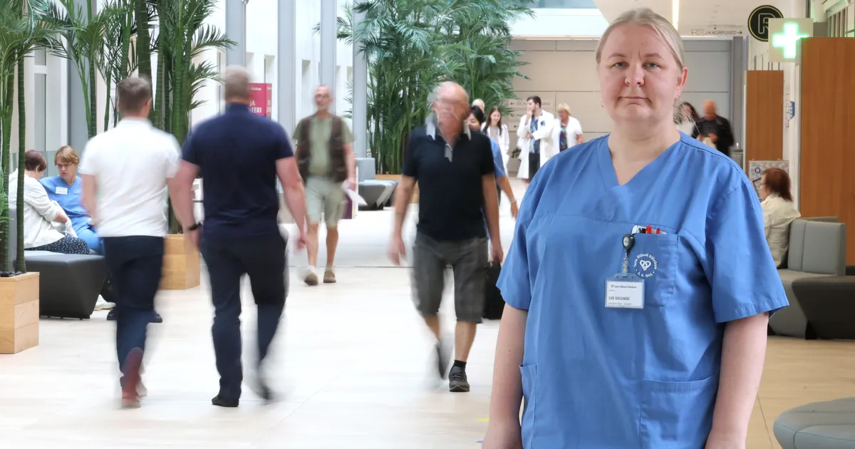 Inimene istub, telefon käes, ja pettub. Ta jäi jälle hiljaks, eriarstiajad on otsas. Miks?