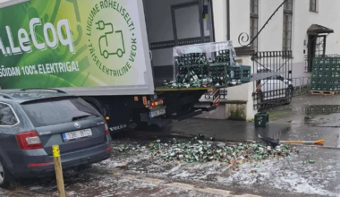 KLÕPS ⟩ A. Le Coq pööras Tartu õlleõnnetuse naljaks