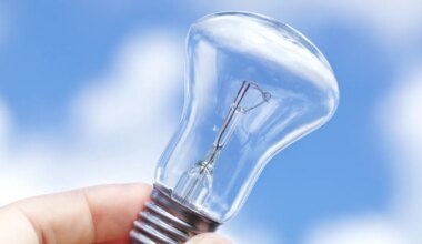 Elektrihind potsatab täna poole pisemaks