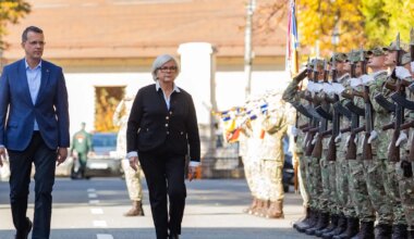 Prantsusmaa kinnitas USA jõudude vähendamise järel toetust Rumeeniale - Maailm - Postimees.ee