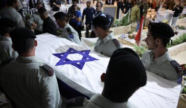 Hamas teatas, et ei saa rohkem pantvangide surnukehi kätte. Iisrael ähvardab lahingutegevust jätkata