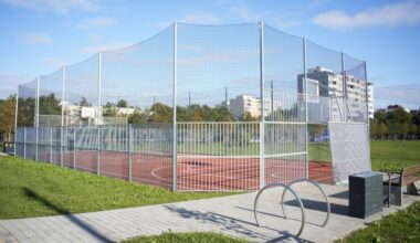 Lasnamäel Läänemere teel avati uus pallimänguväljak