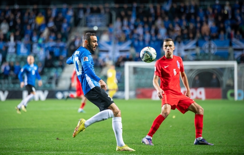 Sergei Zenjov oma seni viimases koondisemängus mullu oktoobris Aserbaidžaani vastu. Foto: Liisi Troska / jalgpall.ee