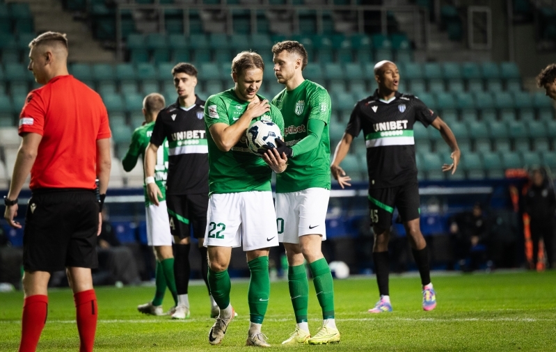 Mark Anders Lepik avas hooaja väravaarve, aga vigastas ka õlga. Foto: Katariina Peetson / jalgpall.ee