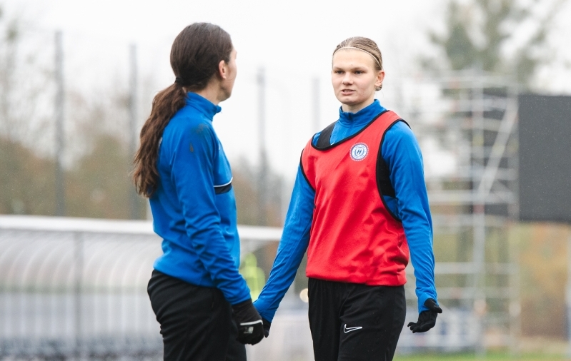 Vastamisi lähevad kaks naabrit - enam põhimõtteline ei saa duell olla. Foto: Liisi Troska / jalgpall.ee