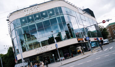 Rootslased müüvad Tallinnas Solarise keskuse Piilmannide firmale | Majandus