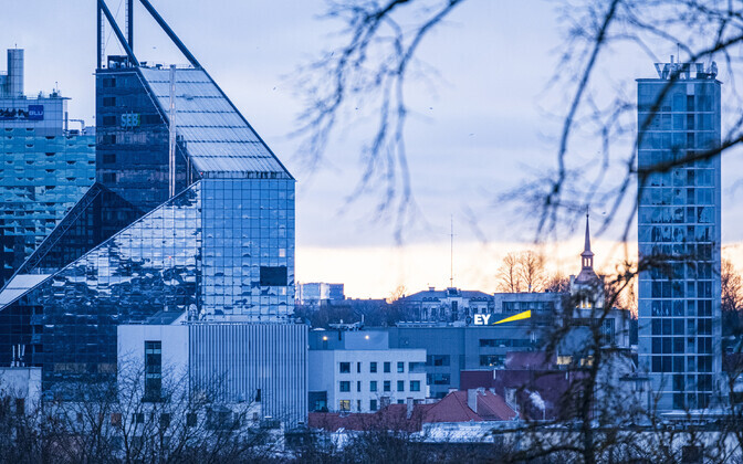 Eestlased ei kipu panka vahetama, peamiseks põhjuseks mugavus | Majandus