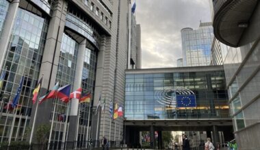 Euroopa Parlamendi suuremad fraktsioonid ei nõustu komisjoni eelarveettepanekuga | Välismaa