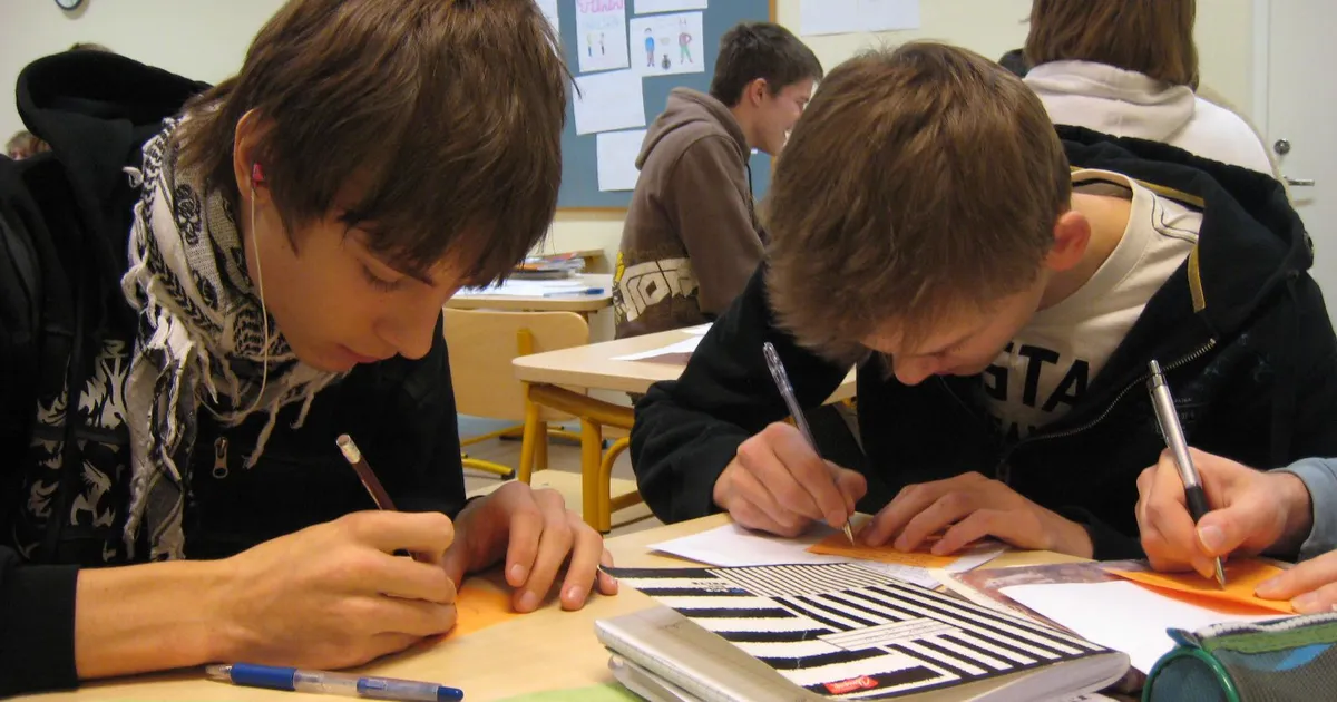 Raport: iga neljas lapsevanem on lapsele eraõpetaja palganud - Postimees