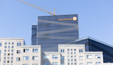 Swedbank ei arvesta enam peretoetusi kodulaenuvõtja sissetulekute hulka | Majandus