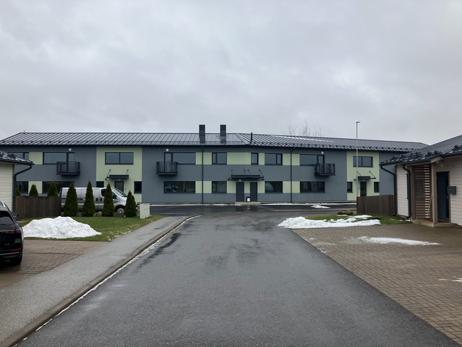 Arendaja tahab hiidkahepereelamu büroohooneks kuulutada | Eesti