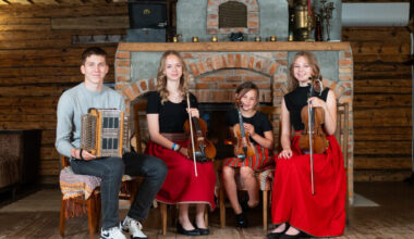 Noored pärimusmuusikud äratavad ellu Suure-Jaani unustatud viisid | Ringvaade