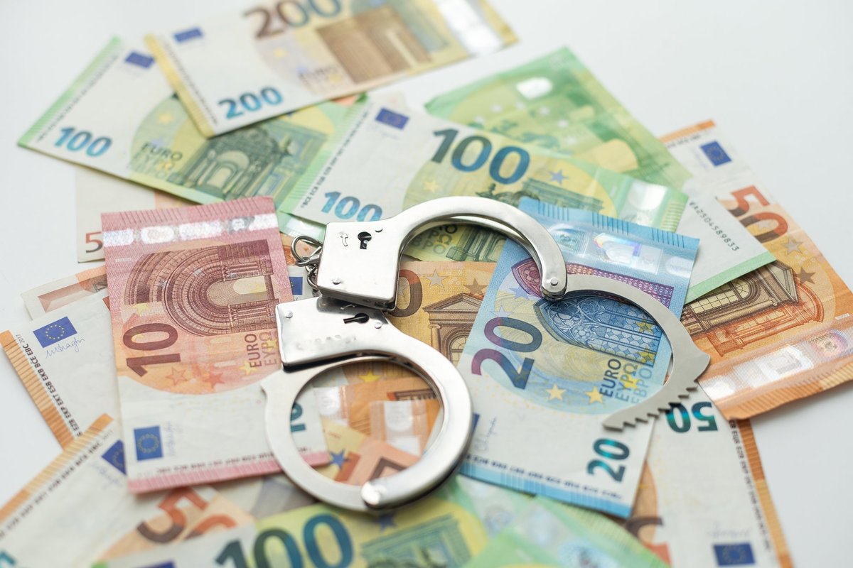 Eesti sai Ameerika Ühendriikidelt 50 miljonit dollarit, et võidelda finantskuritegevusega