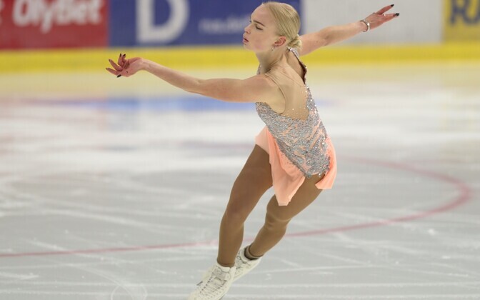 Langerbaur langes vabakavaga, aga jäi Lisovskaja ette | Iluuisutamine